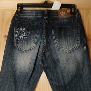 NWT Grace in LA Embroidered Junior Bootcut Sz 25 x 31 distress whiskering